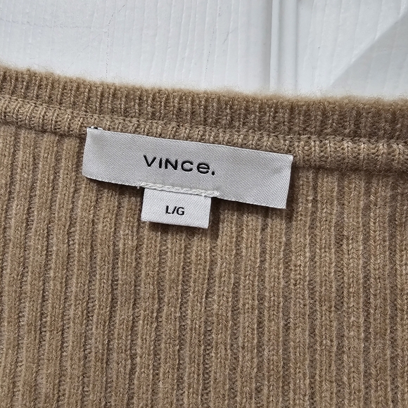 VINCE. Ribbed wool and cashmere-blend midi dress - Picture 4 of 6